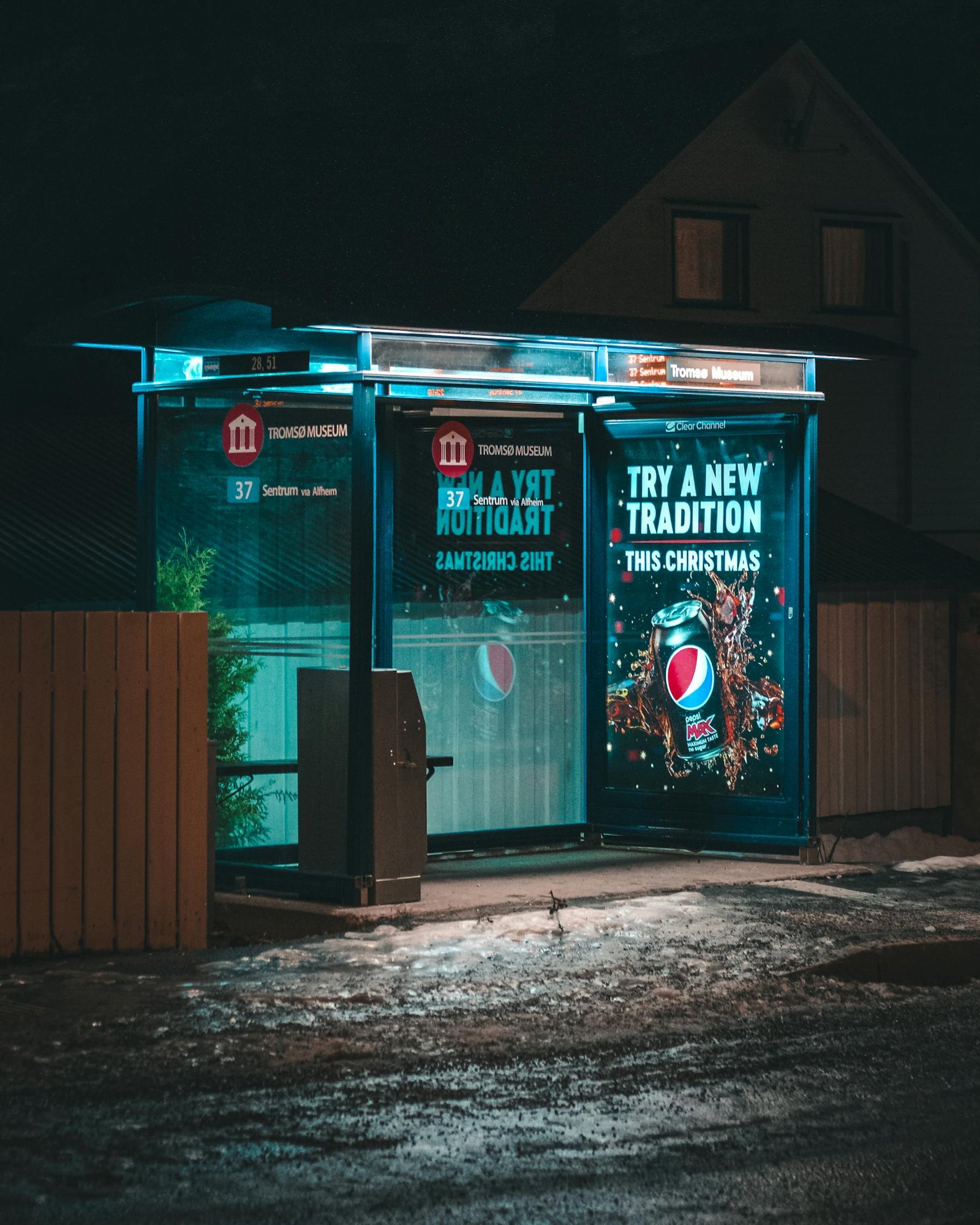 Commuter-route advertising